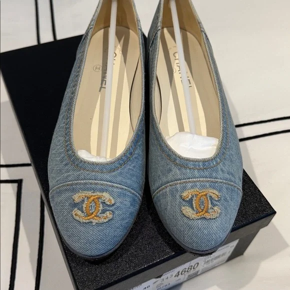 CHANEL Light Blue Denim Ballerina Flats - Picture 2 of 9